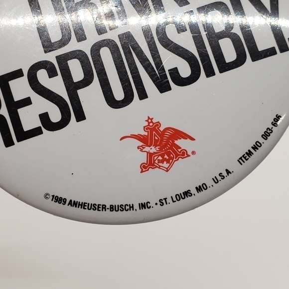 Vintage 1989 Anheuser-Busch Drink Responsibly Pin - Picture 2 of 5